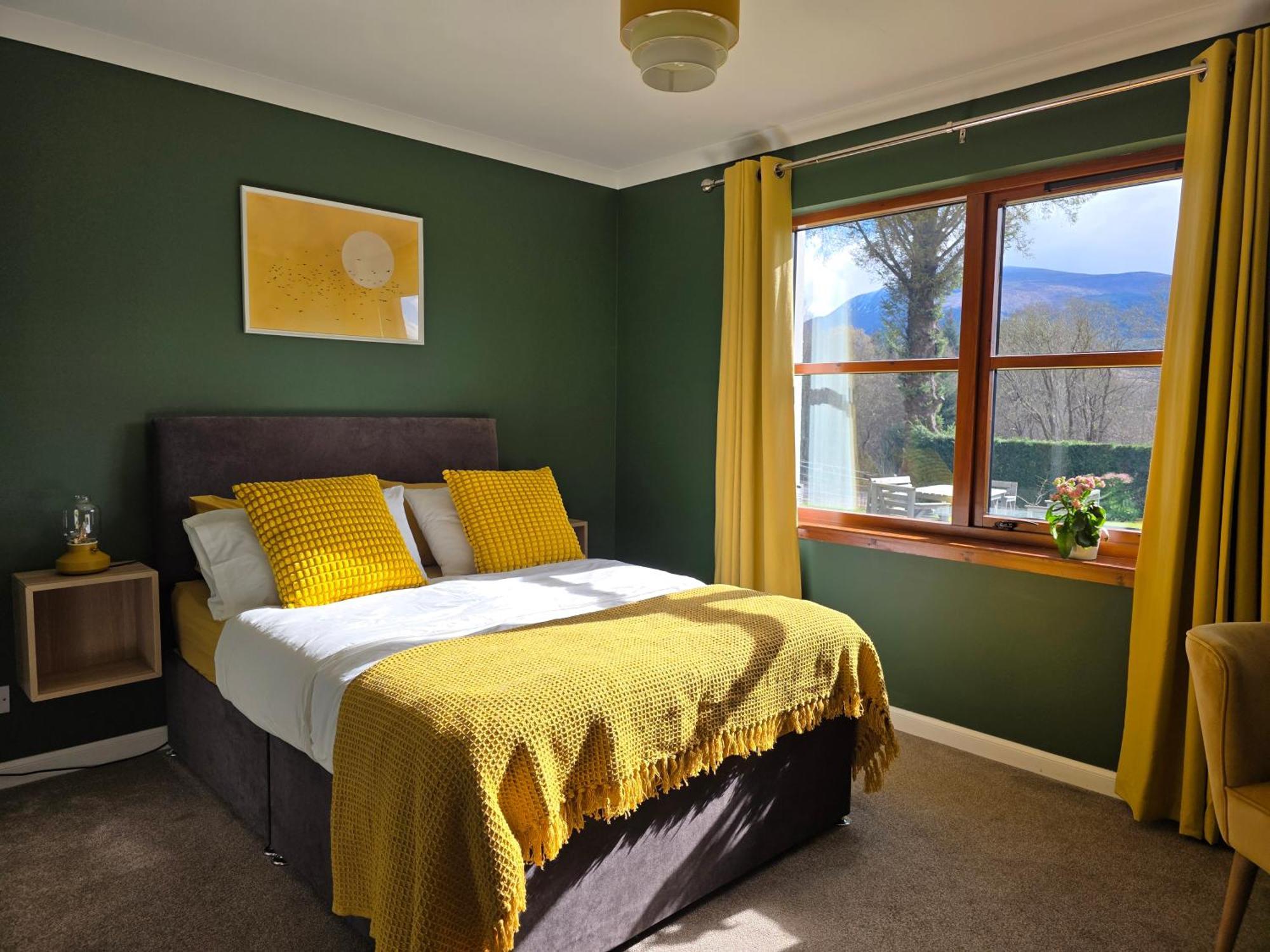 Mizpah Bed & Breakfast Near Ben Nevis Highlands Roybridge Exterior photo